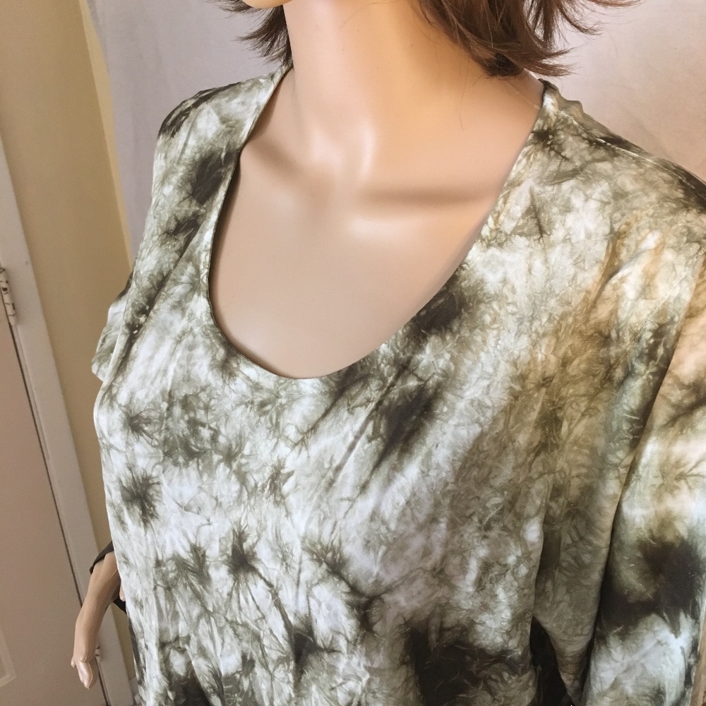 NIB Sage Tie-Dye Long-Sleeve Sidetail-Hem Tunic 2X - Picture 5 of 6